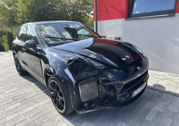 Porsche Cayenne cena 41900 przebieg: 336000, rok produkcji 2010 z Świecie małe 92